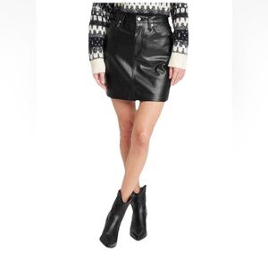 Universal Thread Women's 8 High-Rise Faux Leather Mini Skirt Casual Classic Fun